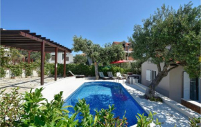 Nice home in Razanj w/ Outdoor swimming pool and 3 Bedrooms